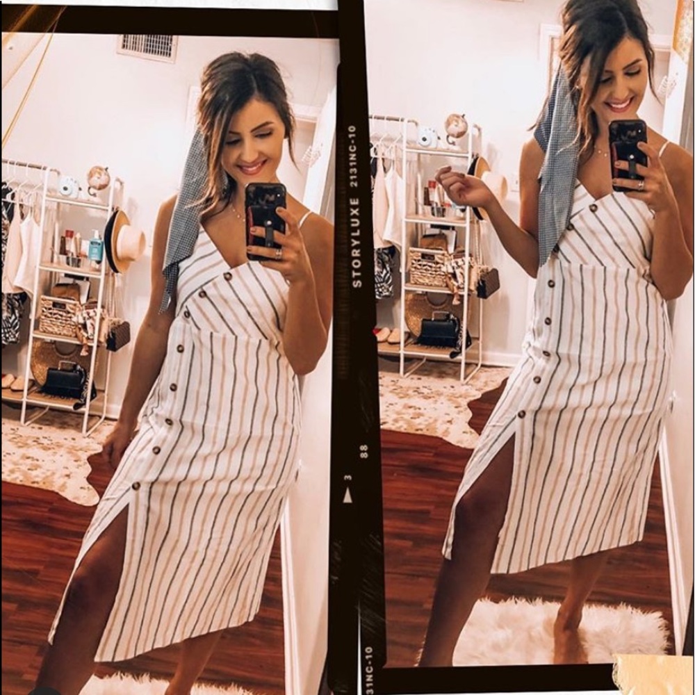 Spring / Summer Dress - Picture 2 of 6